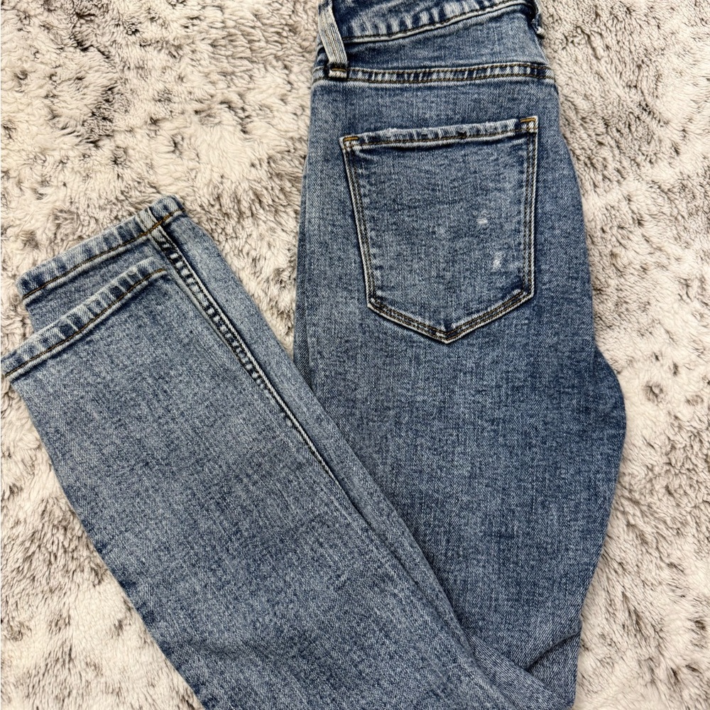 Abercrombie & Fitch High Rise Ankle Blue Jeans